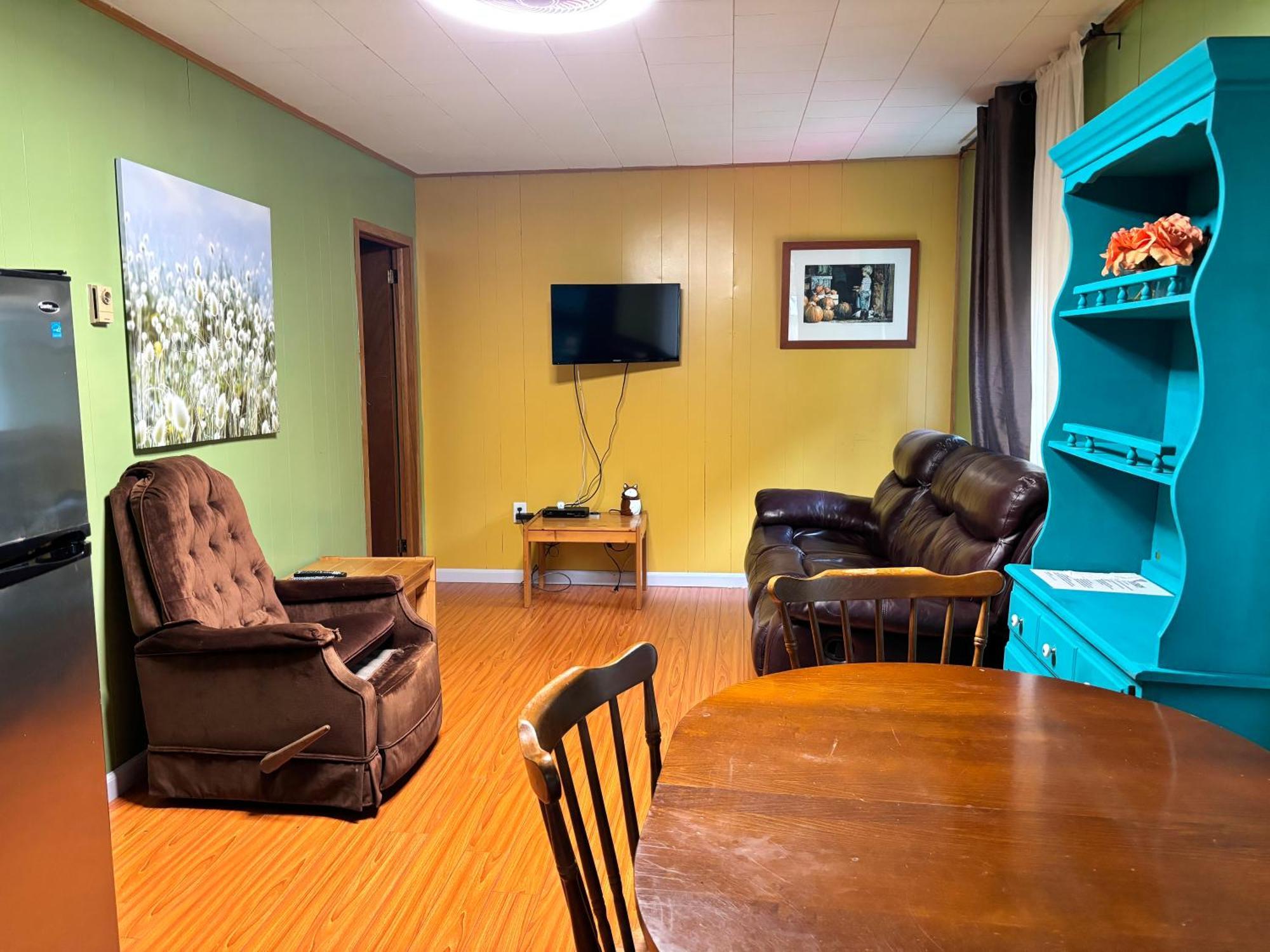 Lakefront Hideaway Resort Kawartha Lakes Zimmer foto