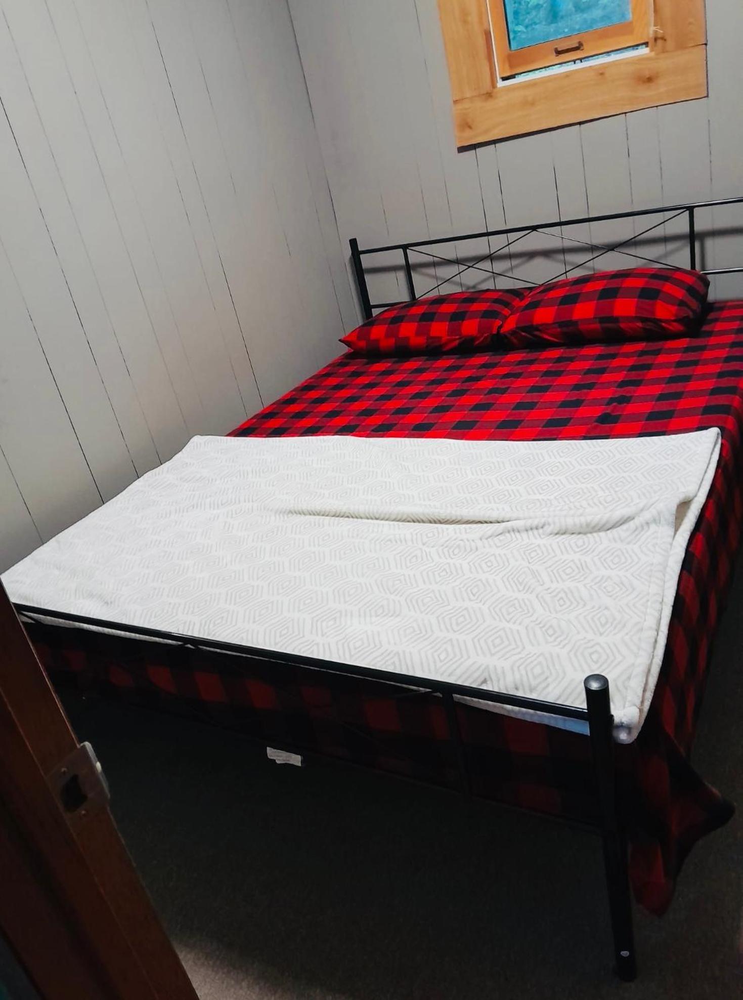 Lakefront Hideaway Resort Kawartha Lakes Zimmer foto